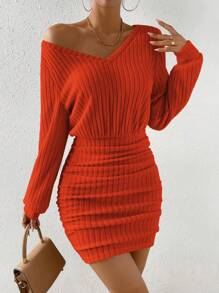SHEIN Essnce Solid V Neck Ruched Bodycon Dress - Orange - View 4