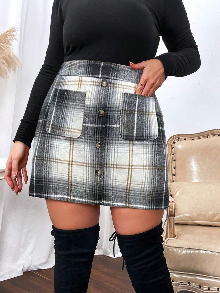 EMERY ROSE Plus Plaid Print Button Front Dual Pocket Skirt - Black and White - View 1