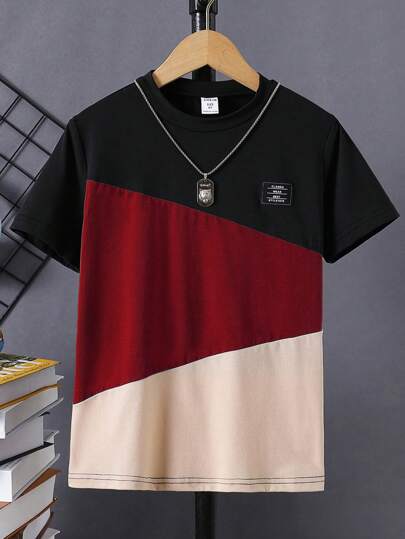 SHEIN 青少年男孩色塊字母拼接細節t恤