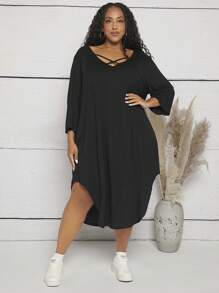 SHEIN CURVE+ Plus Crisscross Front Curved Black Long Sleeve Hem Tee Dress - Black - View 4