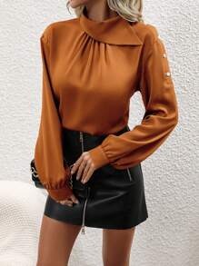 SHEIN Privé 素色褶皺細節緞面襯衫 - 棕色 - 查看 4