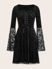 ROMWE PUNK Contrast Lace Flare Sleeve Velvet Dress - Black - View 1