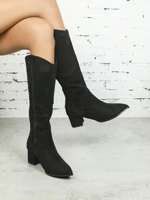 女性黑色高跟鞋及膝靴帶尖頭,粗跟,側拉鍊和口袋裝飾細部,厚濃烈香調襯墊,簡約風,時尚和優雅,高跟靴子