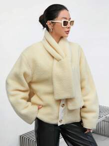 GENKIRA 素色前紐扣絨毛外套帶圍巾 - 白色 - 查看 5