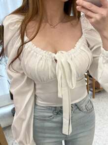 DAZY Cà vạt phía trước Ruched Bust Tay áo đèn lồng Áo Milkmaid - trắng - Xem 5