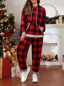 SHEIN LUNE 大碼拼接面大格紋抽繩連帽衫和運動褲 - 紅色 - 查看 5