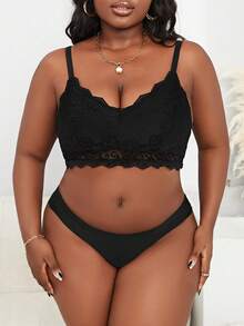 Plus Floral Lace Scallop Trim Bralette - Black - View 5