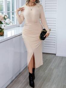 Calvaya Talla grande Vestido unicolor fruncido bajo asimétrico