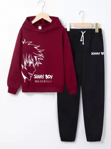 SHEIN 男大童日文和人像圖案連帽衫和腰部抽繩衛褲 - 酒紅色 - 查看 1