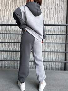 EURMUSE Two Tone Kangaroo Pocket Drop Shoulder Drawstring Hoodie & Sweatpants - Multicolor - View 2