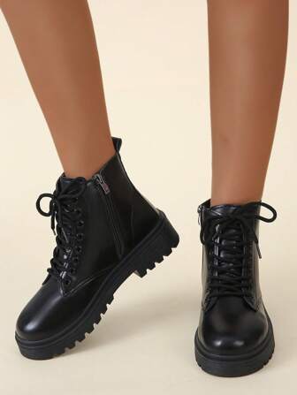 女士时尚系带短靴舒适多功能平底短靴休闲靴女秋冬单衬时尚百搭摩托车靴