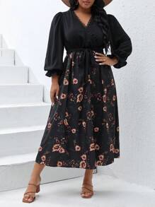 SHEIN VCAY 大碼印花喇叭袖繫腰帶洋裝