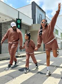 SHEIN Tween Girl Letter Graphic Drop Shoulder Hoodie & Sweatpants - Khaki - View 5