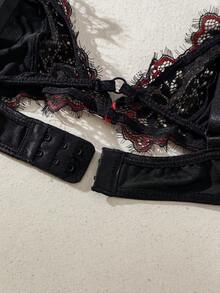 SHEIN Sujetador Triangular Bralette De Encaje En Contraste - Negro - Ver 4