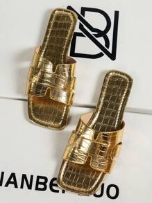 Women Gold Woven Flat Sandals, Women Party Flat Sandals, Women Outdoor Flat Sandals, Women 2023 New Flat Sandals, Women Holiday Season Gold Sandals, Women Floral Embossed Woven Flat Sandals, Women Elegant Flat Sandals, Women Gold Open Toe Sandals, Women Rubber Fashionable Flat Sandals, Women Halloween Elements Sandals, Women Platform Special Offer Shoes