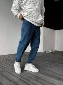 Männer Jeans mit schrägen Taschen,