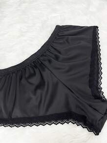 Classic Sexy Plus Floral Lace Lingerie Set With Satin Shorts - Black - View 3