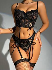 Floral Lace Underwire Garter Lingerie Set With 1pair Stocking, Baddie Look - Black - View 1