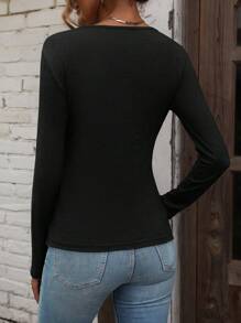 SHEIN LUNE 素色紐扣細節側收褶T恤