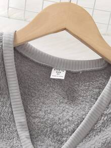 SHEIN Young Girl Solid Tank Top & Pants & Button Up Flannel Top - Grey - View 7