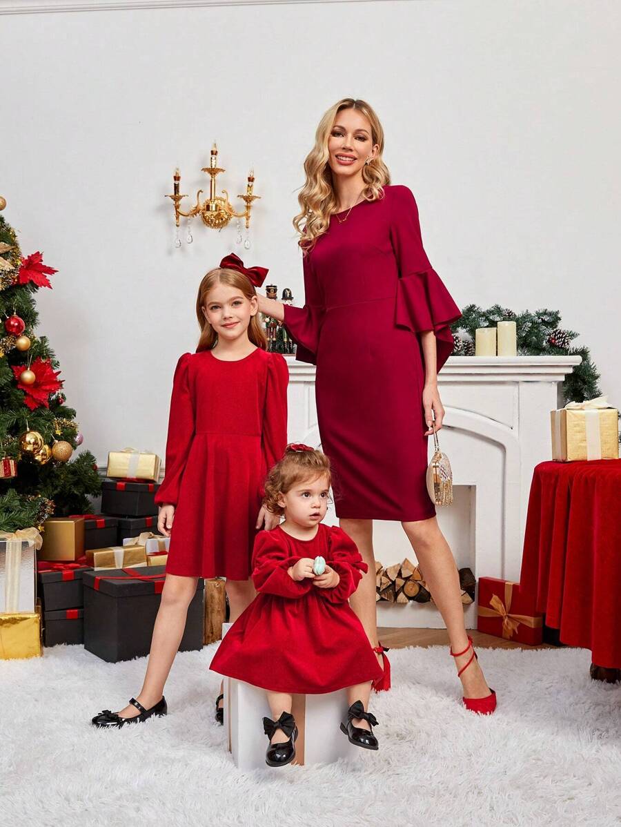 SHEIN Baby Girl Bow Front Lantern Sleeve Dress for Christmas "Mommy&Me"(3 pieces are sold separately)