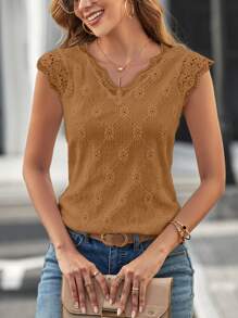 SHEIN Clasi 蕾絲拼接貝殼邊V領網眼刺繡T恤 - 卡其色 - 查看 3