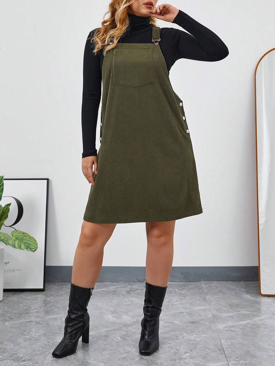 Plus Solid Pocket Front Overall Dress Without Tee