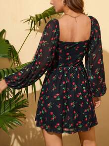 SHEIN WYWH Vestido con estampado de cereza de cuello cuadrado de manga farol - Multicolor - Ver 2
