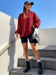 SHEIN EZwear 字母圖案落肩T恤 - 酒紅色 - 查看 3