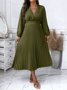 SHEIN Unity Plus Surplice Neck Pleated Hem Dress - Green - View 5