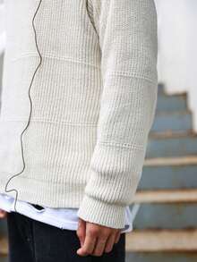 Manfinity Hypemode Loose Men's Turtleneck Drop Shoulder Sweater - Beige - View 4