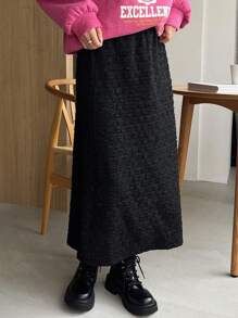 FRIFUL 女士纯黑色纹理泡泡面料弹力腰无口袋直筒半身裙，百搭显瘦