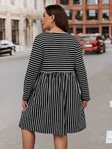 SHEIN LUNE Plus Striped Print Pocket Patched Dress - Black and White - View 2