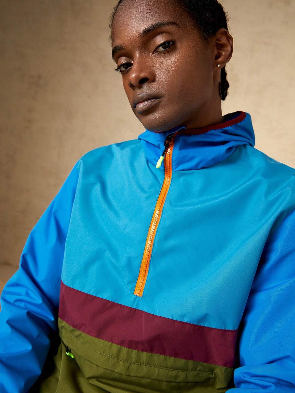Men Colorblock Hooded Insulated Jacket