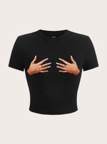 SHEIN EZwear Camiseta femenina de cuello redondo y manga corta con impresión a mano, ajuste estrecho para el tiempo libre - Negro - Ver 1