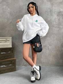 SHEIN EZwear 蝴蝶和字母圖案落肩袖連帽衫 - 白色 - 查看 5