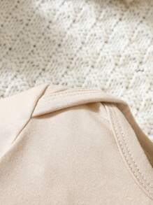 SHEIN Baby Girl Casual Cartoon Pattern Jumpsuit And Hat, For Christmas