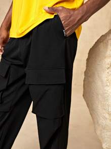 In My Nature 男士翻蓋口袋抽繩下擺工裝褲 - 黑色 - 查看 4