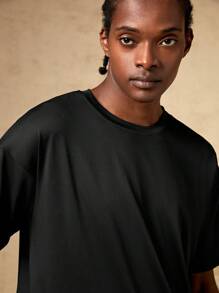 Manfinity Sport Corelite Camiseta deportiva con gráfico de letras, estilo novio para hombre - Negro - Ver 9