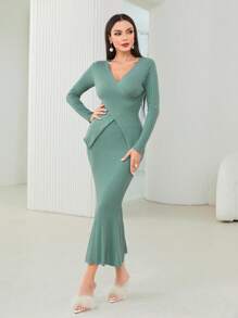 Modelyn Crossover Sweater & Mermaid Hem Knit Skirt - Green - View 3