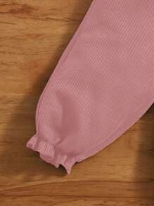 SHEIN 女嬰紐扣細節荷葉邊上衣和褲子 - 彩色 - 查看 4