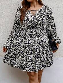 SHEIN Clasi Hơn In hoa Báo Tay áo lồng đèn Xù Hoa Sen Đầm - Màu be - Xem 5