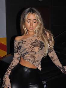 SHEIN ICON Y2k  Fitted T Shirt Fall Women Outfits Rave Festival Outfits Asymmetrical Neck Tattoo Print Mesh Flared Sleeve Fitted Asymmetric Hem Women Blouse