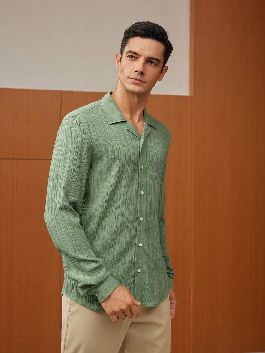 GENTILAND Men Solid Button Front Shirt - Green - View 1