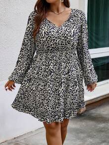 SHEIN Clasi Hơn In hoa Báo Tay áo lồng đèn Xù Hoa Sen Đầm - Màu be - Xem 4