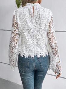 SHEIN Privé 小高領提花蕾絲襯衫 - 白色 - 查看 2