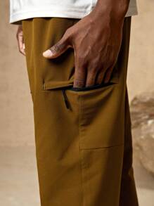 In My Nature Men Elastic Waist Zipper Pocket Pants