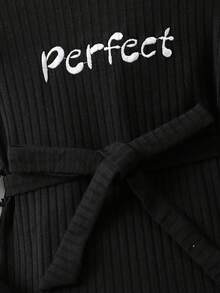 SHEIN 女大童字母刺繡荷葉邊腰帶T恤和緊身褲 - 黑色 - 查看 4