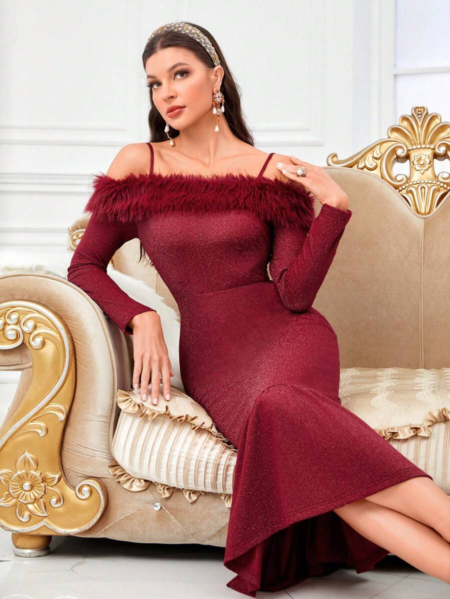 Modelyn 勃艮第红色毛绒边露肩美人鱼下摆闪光连衣裙 - 酒紅色 - 查看 1