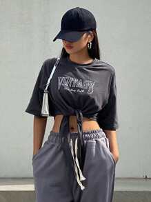 DAZY Letter Graphic Knot Hem Drop Shoulder Tee Preppy Tops Crop Women Tops - Dark Grey - View 6